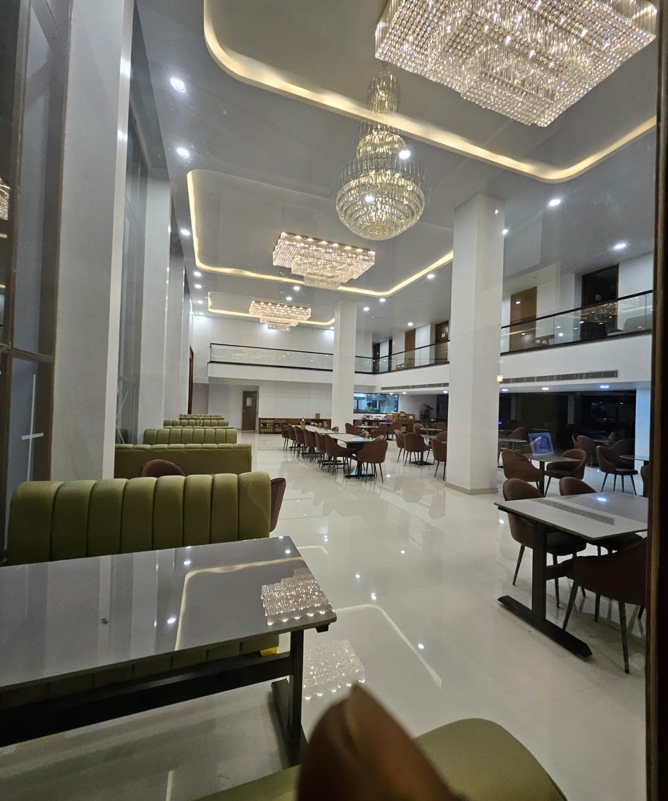 THE RIVER VALE SUITE